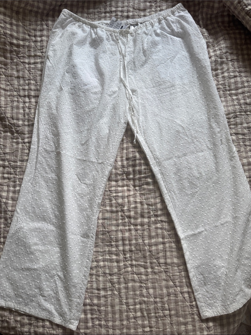 h&m eyelet pants